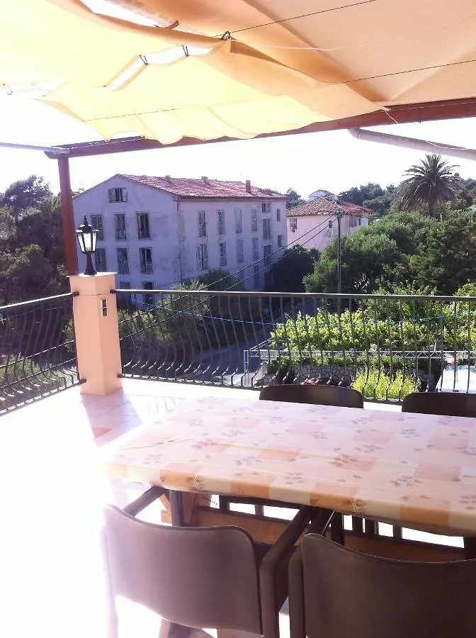 Deltas Appartmani Apartment Banjol Croatia