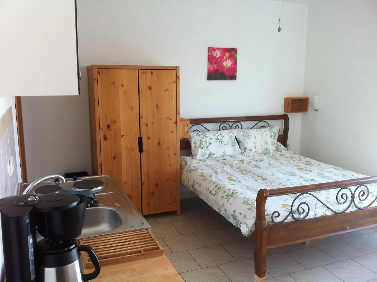 Deltas Appartmani Apartment Banjol Croatia