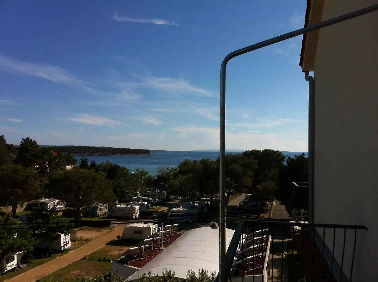 Deltas Appartmani Apartment Banjol Croatia