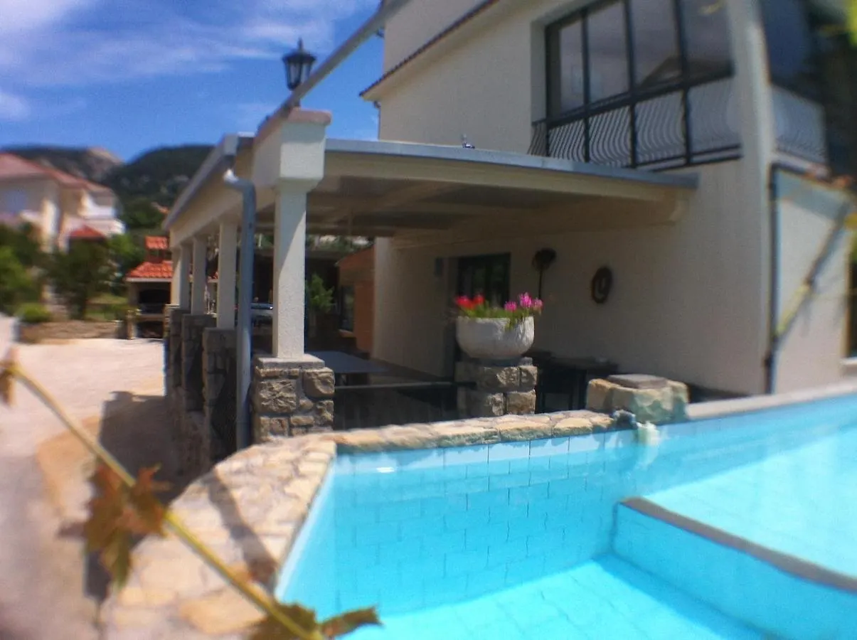 Deltas Appartmani Apartment Banjol Croatia